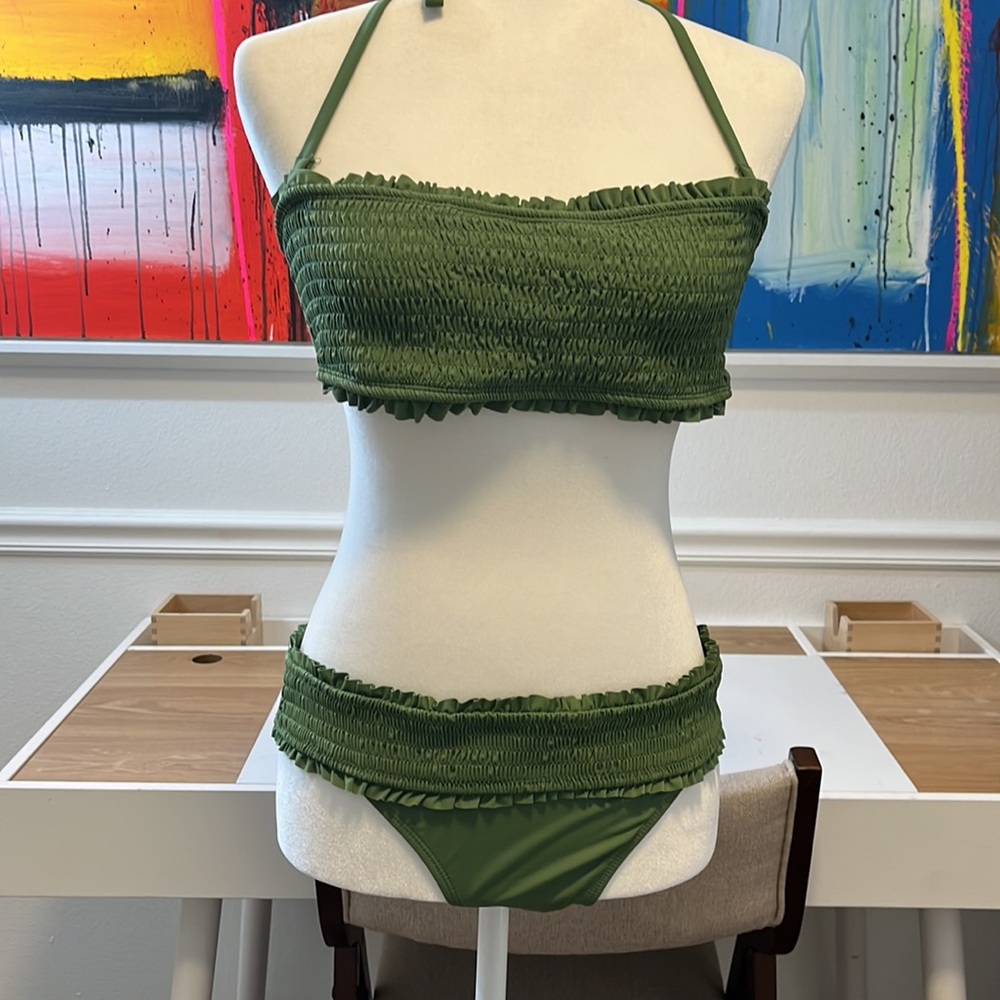 Never worn 2piece swim set